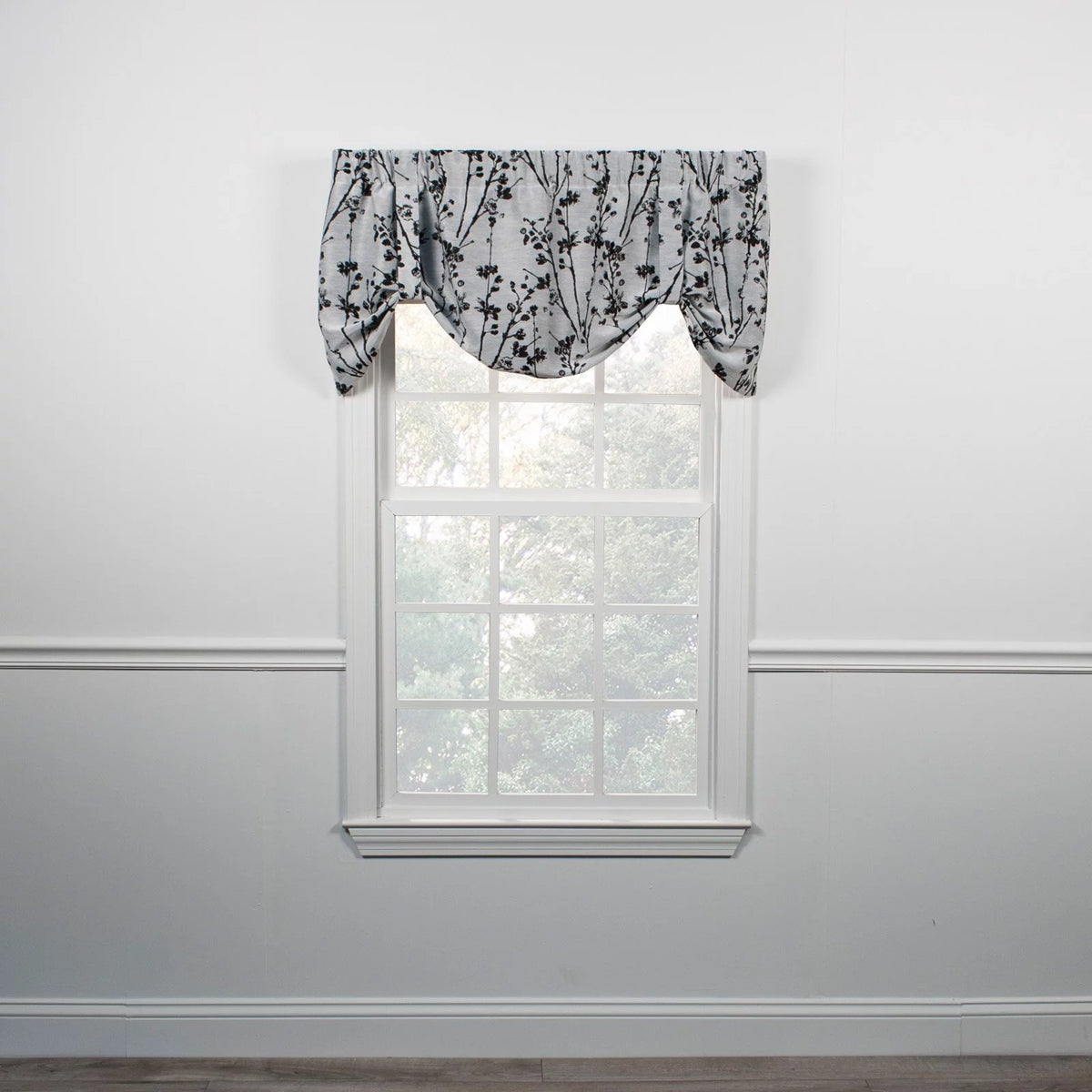 Lined Tie-up Valance R813132