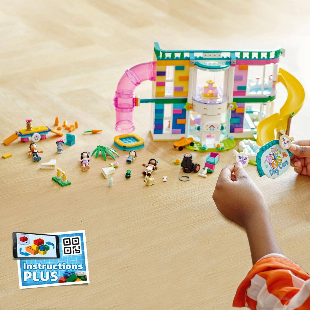Pet Day-Care Center Animal Set with Doggy Figure & 3 Mini Dolls F880