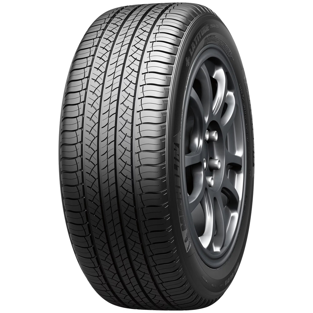 All-Season 245/60R18 105V Tire F146431