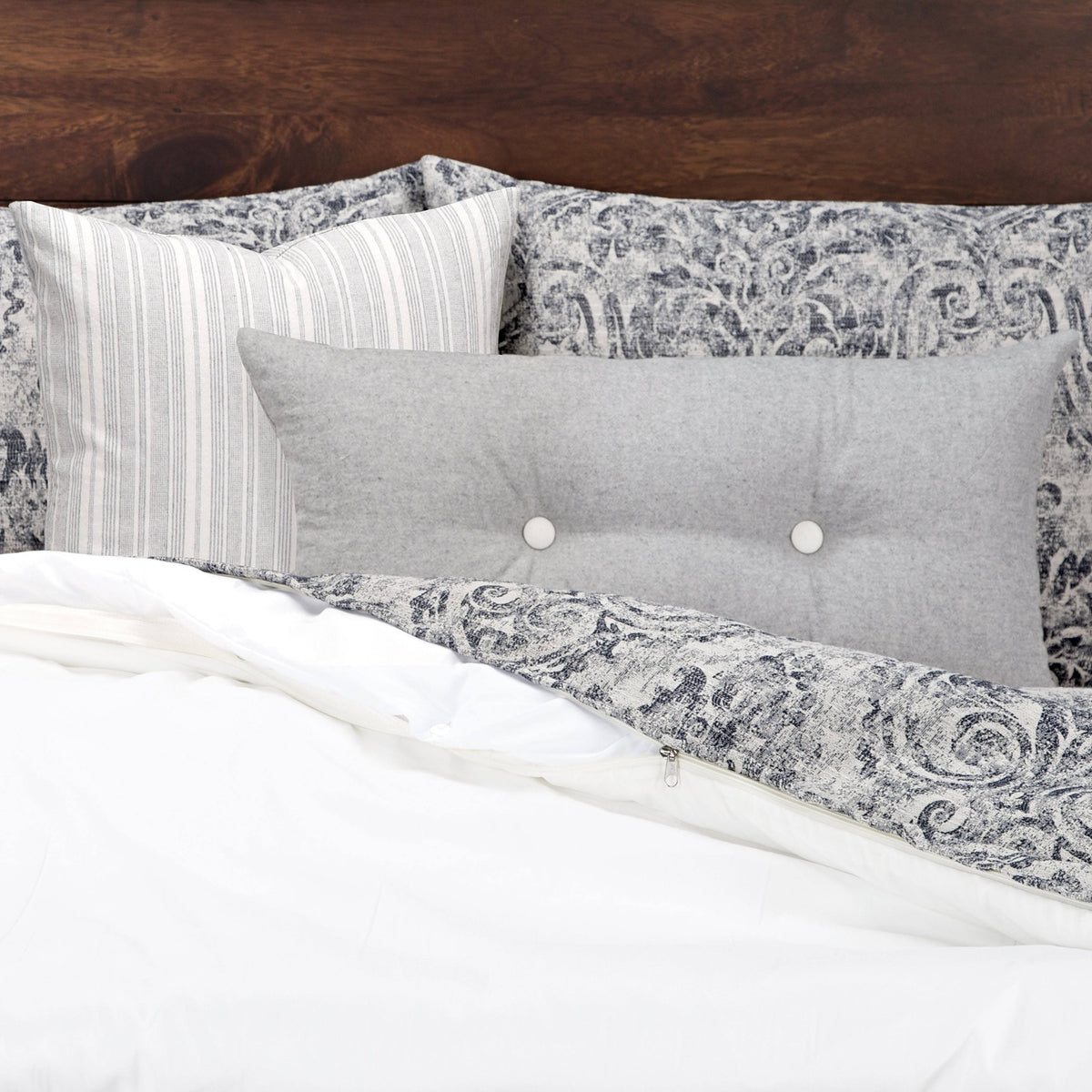 Blue White California King 6 Piece Duvet Cover and Duvet Insert Set R5090