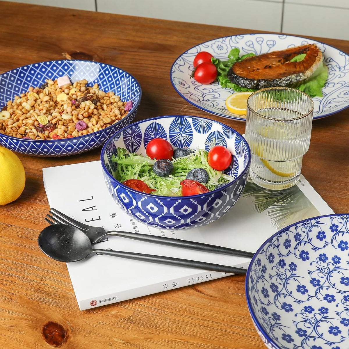 10 inch Porcelain Dinner Plates 16-Pieces Dinnerware Set Vintage Blue O3464