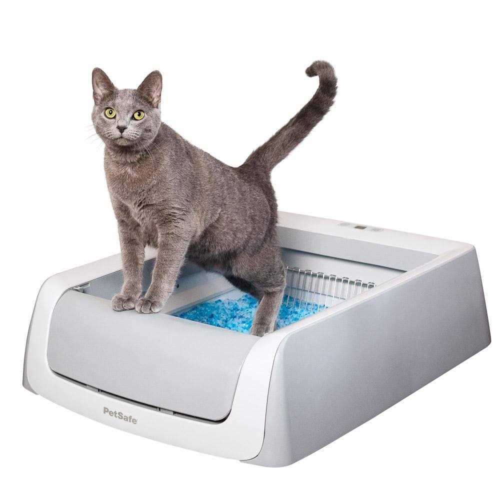 Self-Cleaning Cat Litter Box J62756