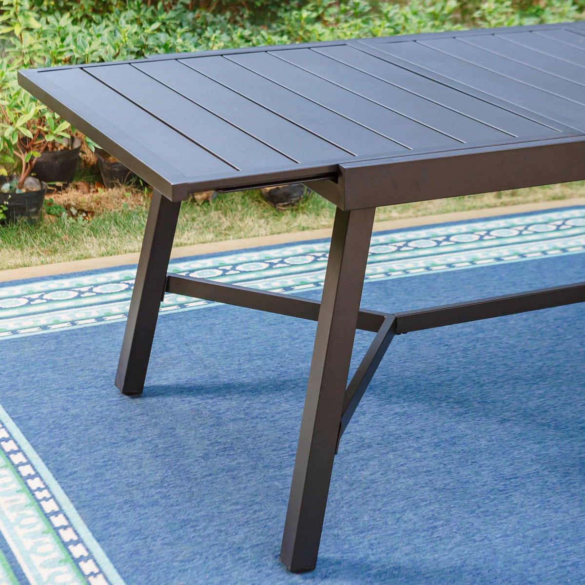 Black Expandable Metal Dining Table O299266