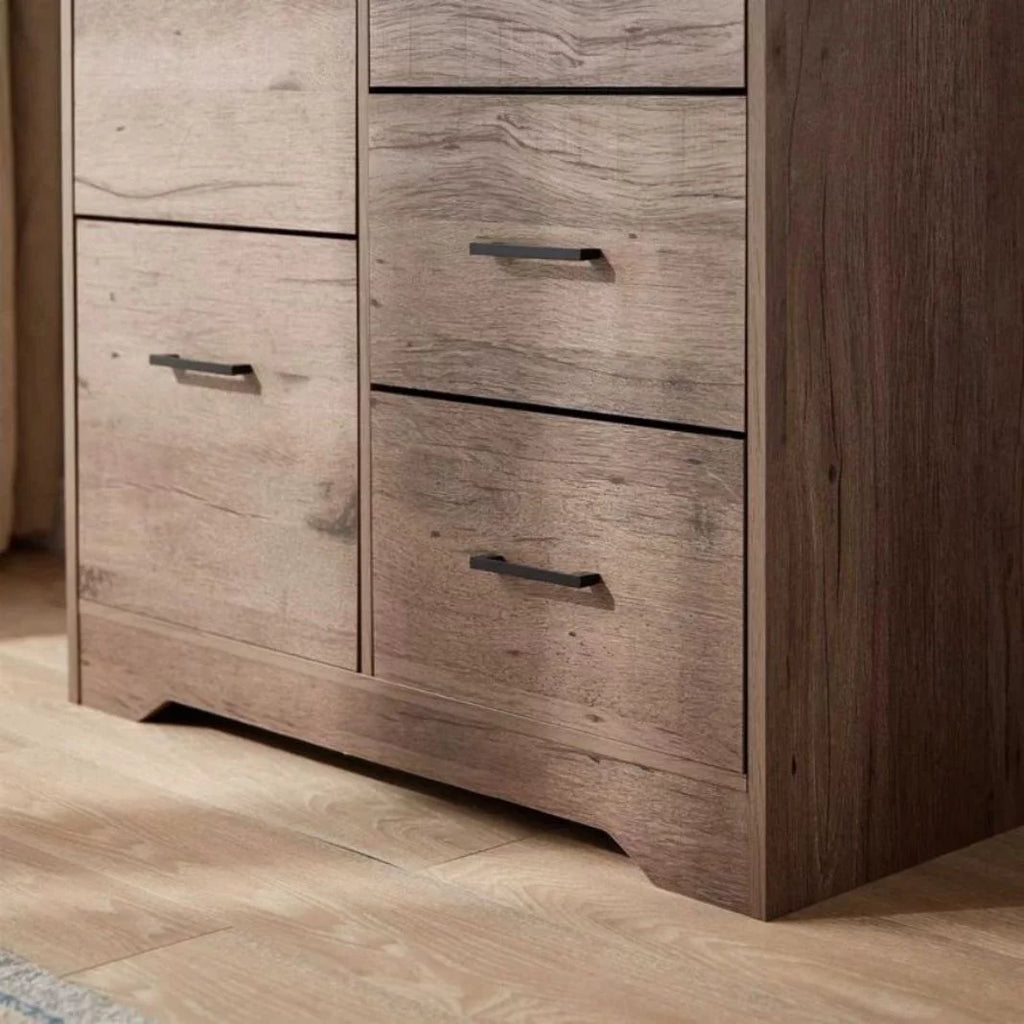 5 Drawer Dresser M84656