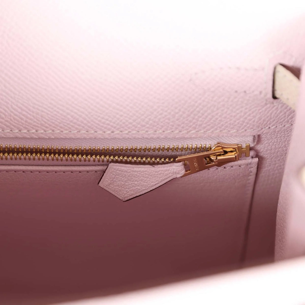 Mauve Pale and Craie Epsom 25 Kelly Sellier H984