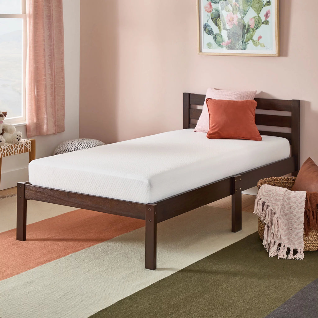 5 Gel Memory Foam Mattress, Twin B359