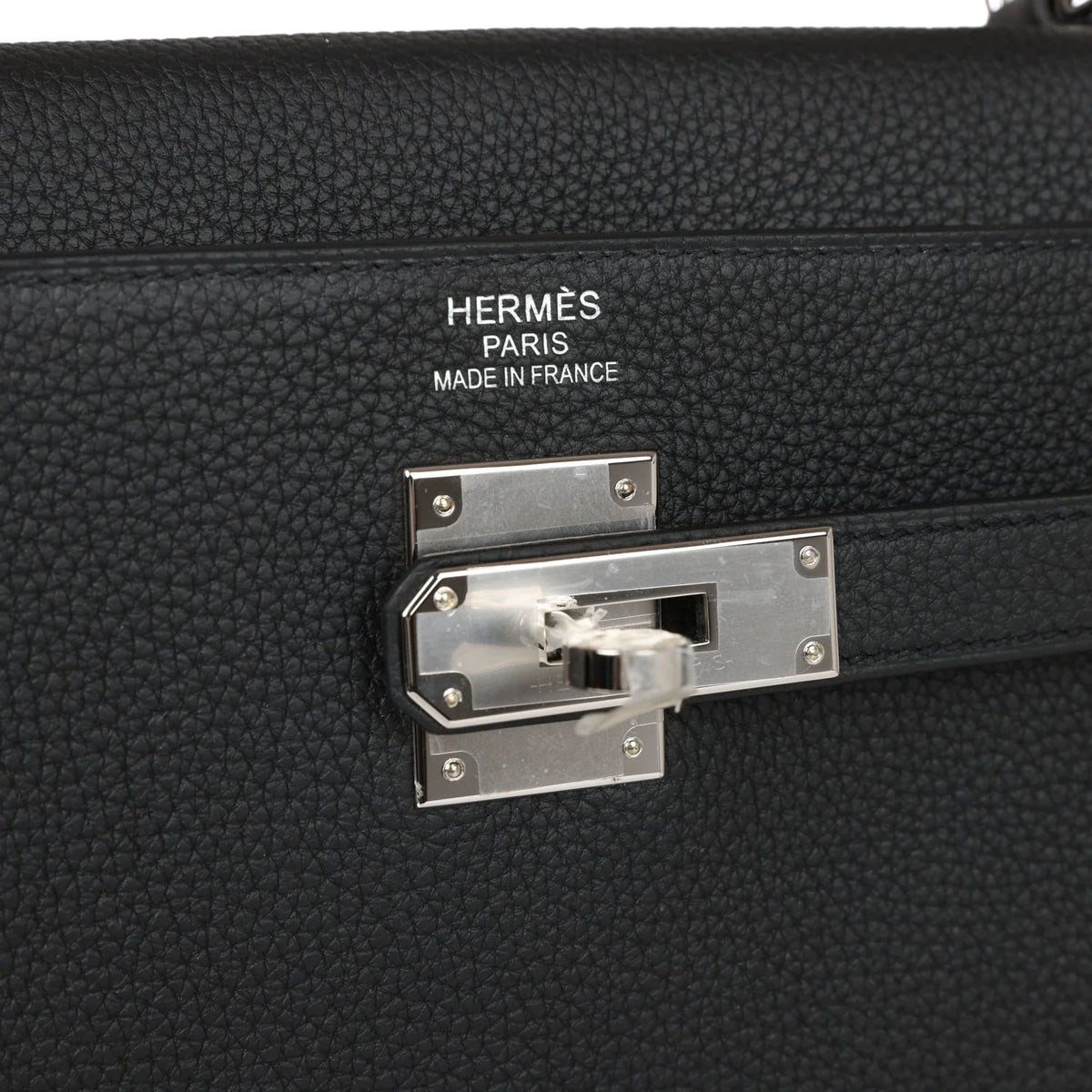 Black Leather Handbag O8429