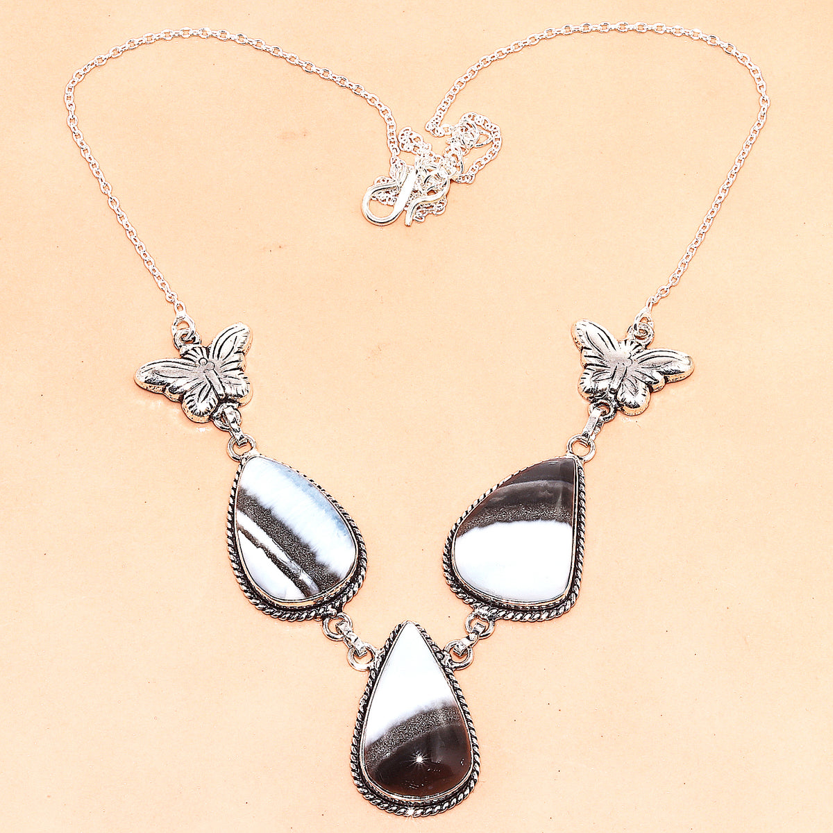 Owyhee Blue Opa Gemstone 925 Silver Necklace 16-18'' W648914