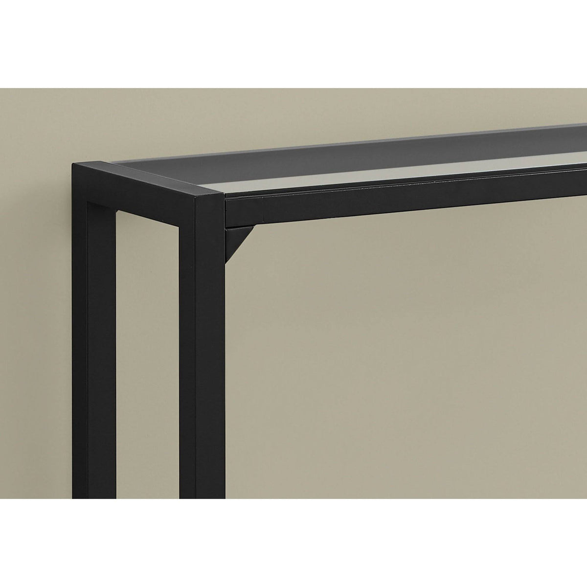 Black Tempered Metal Accent Table Q634