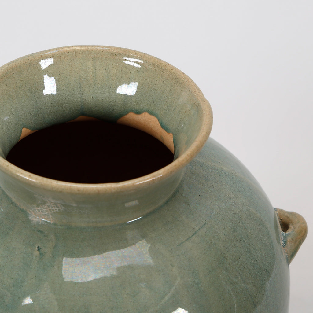 Green Porcelain Water Jar M10670