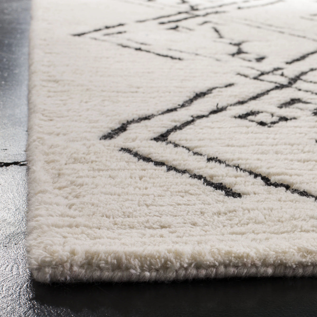 Shag Abstract Moroccan Area Rug or Runner C8964