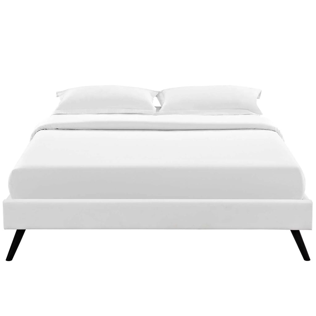 White Upholstered Platform Bed O794