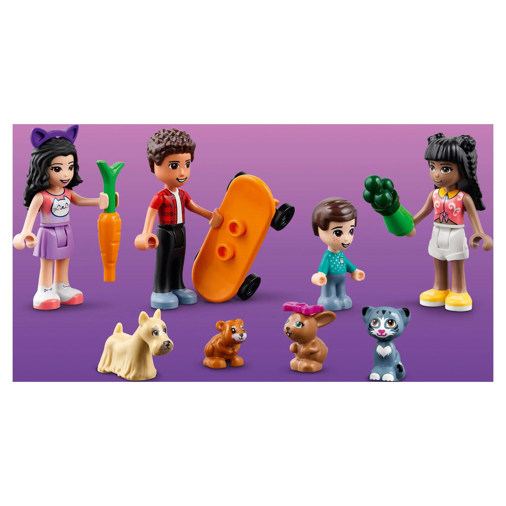 Pet Day-Care Center Animal Set with Doggy Figure & 3 Mini Dolls F880